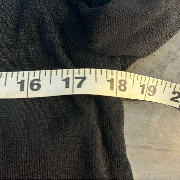 H&M Black Knit Mock Turtleneck Ruffled Sleeves Goth Emo Witchcore Large - Picture 5 of 8